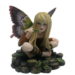 Figurine fée elfe assise (10x7 cm)