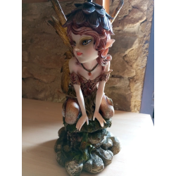 Statuette figurine fée elfe - led lumineux (H28 x L16cm)
