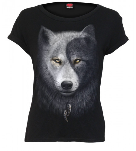 boutique magasin vente vêtement femme tshirt motif loup